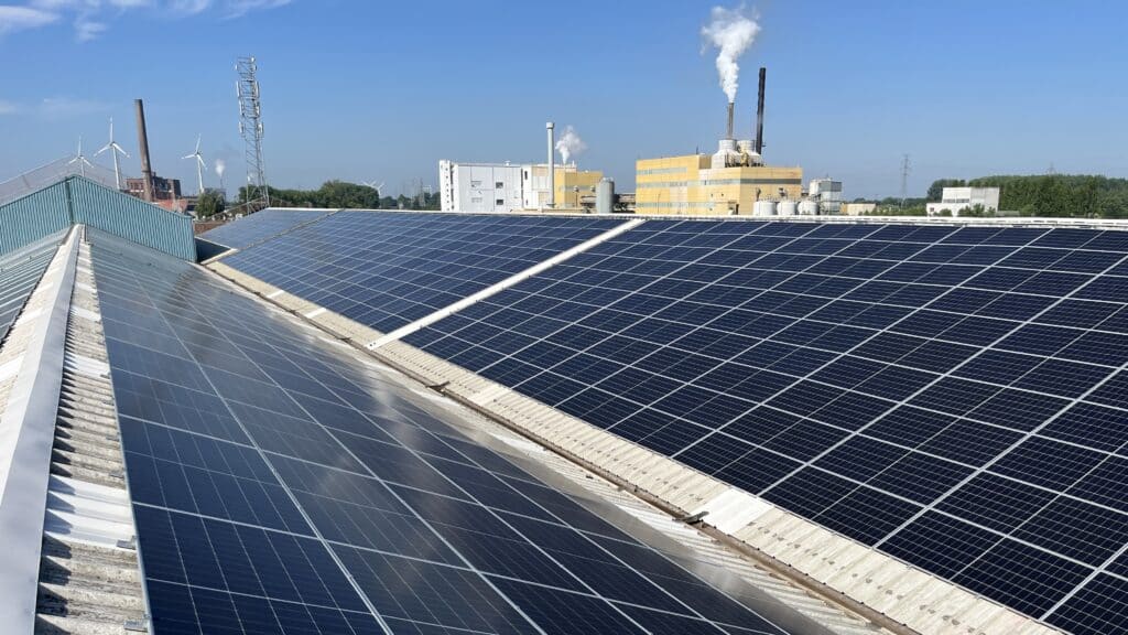 PV-uitbreiding en netsturing bij Molymet
